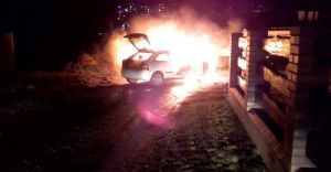 [ZDJCIA] Na ulicy Fredry spon osobowy Opel