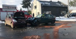 [ZDJCIA] Zderzenie dwch samochodw na Mazacowickiej