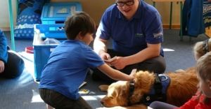 Dogoterapia w SP 7 - zdjcia