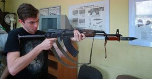 Uczniowie Liceum w Szkole Policji