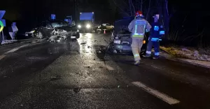 Zderzenie dwch osobwek w Zabrzegu. Droga bya zablokowana