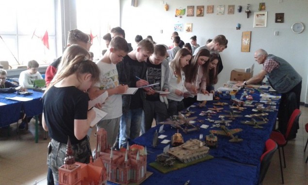 Konkurs modelarstwa w Gimnazjum nr 1 - 9 i 11.05.2017